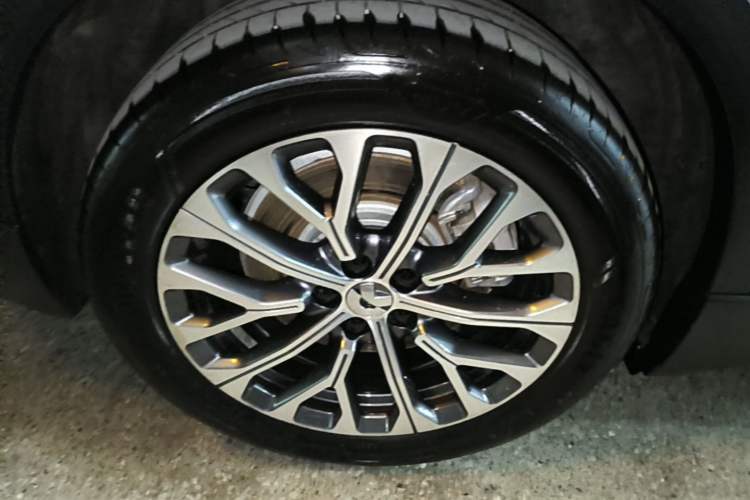 Used Nio ES6 2023 100kWh Right Rear Wheel Hub