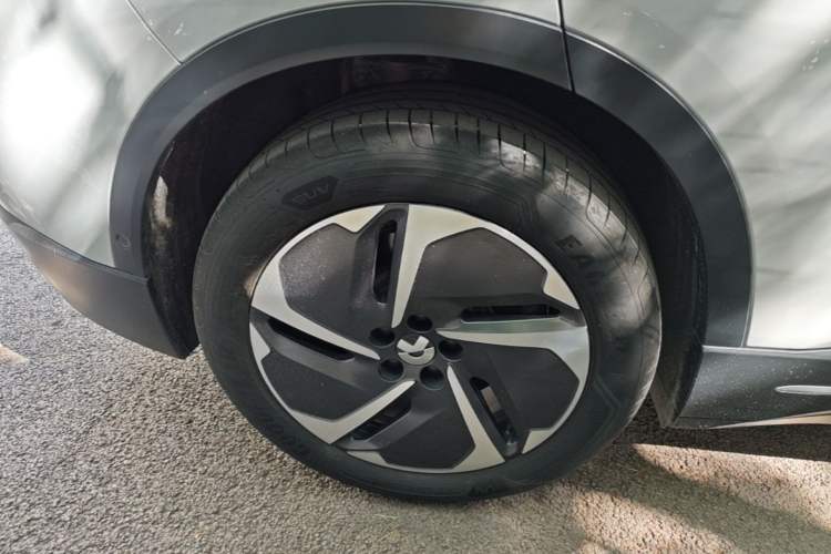 Used Nio ES6 2023 75 kWh Right Rear Wheel Hub