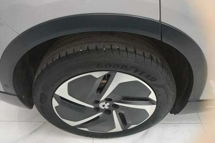 Used Nio ES6 2023 75 kWh Right Rear Wheel Hub