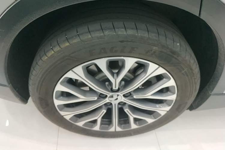 Used Nio ES6 2023 75 kWh Right Rear Wheel Hub