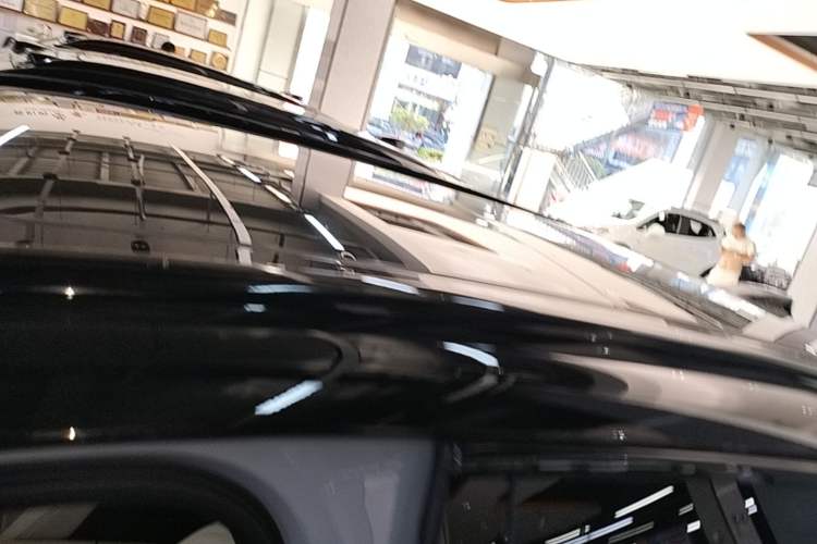 Used Nio ES6 2023 75 kWh Roof