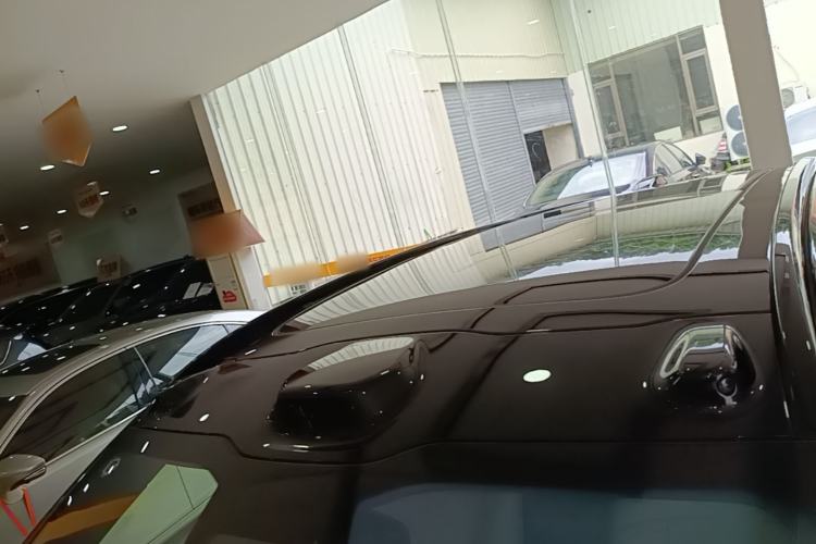 Used Nio ES6 2023 75 kWh Roof