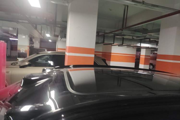 Used Nio ES6 2023 75 kWh Roof