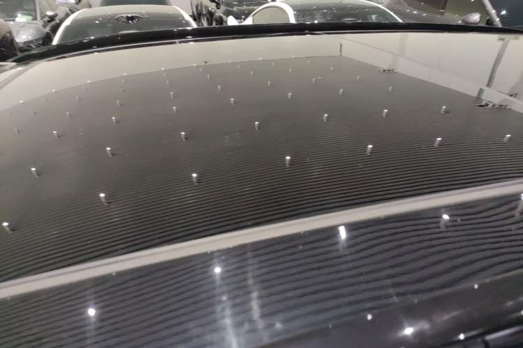 Used Nio ES6 2023 75 kWh Roof