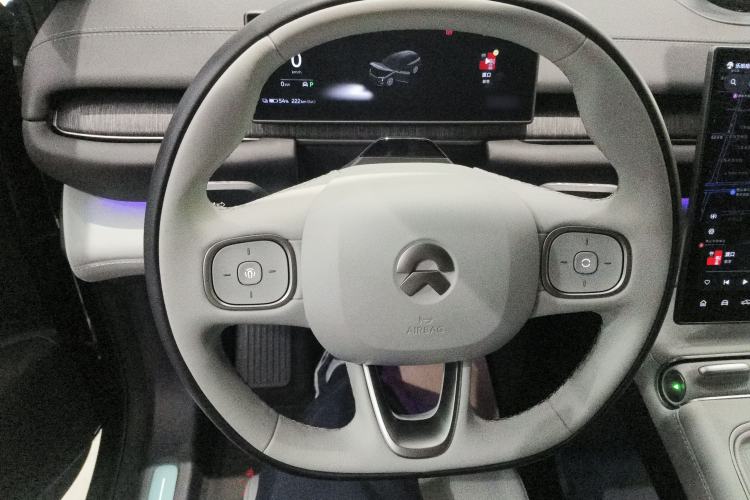 Used Nio ES6 2023 75 kWh Steering Wheel
