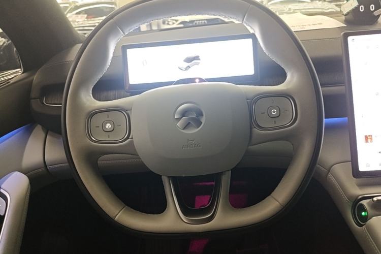 Used Nio ES6 2023 75 kWh Steering Wheel
