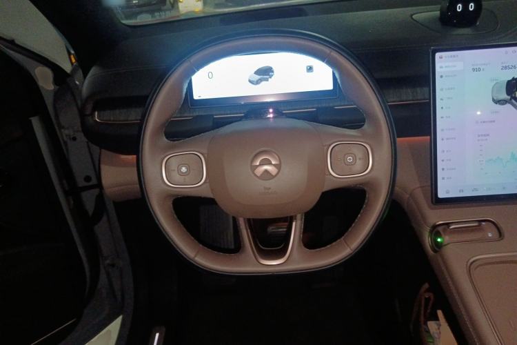 Used Nio ES6 2023 75 kWh Steering Wheel