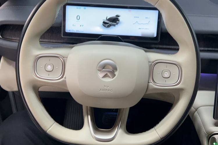 Used Nio ES6 2023 75 kWh Steering Wheel