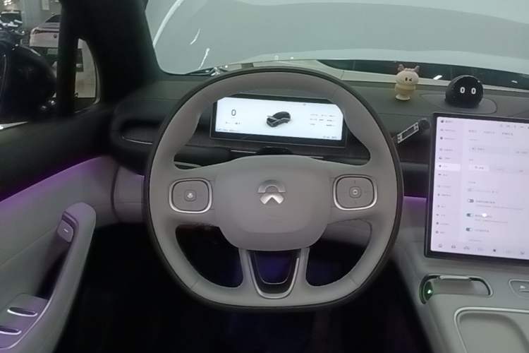 Used Nio ES6 2023 75 kWh Steering Wheel