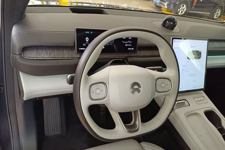 Used Nio ES6 2023 75 kWh Steering Wheel