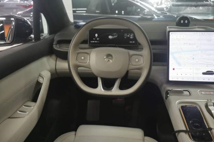 Used Nio ES6 2023 75 kWh Steering Wheel