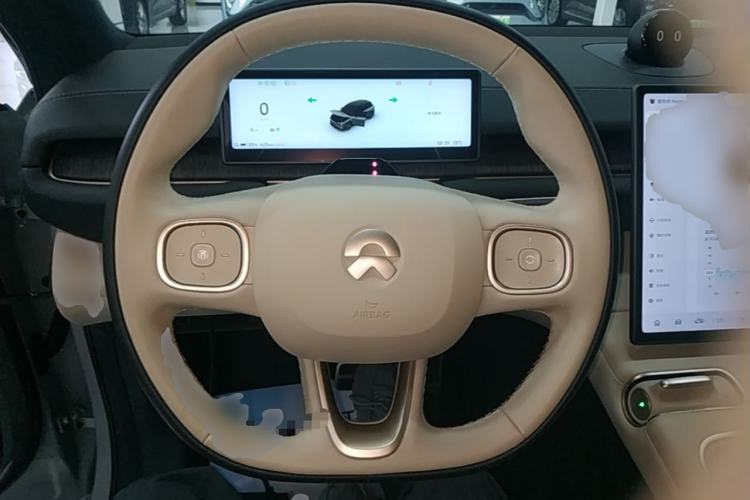 Used Nio ES6 2023 75 kWh Steering Wheel