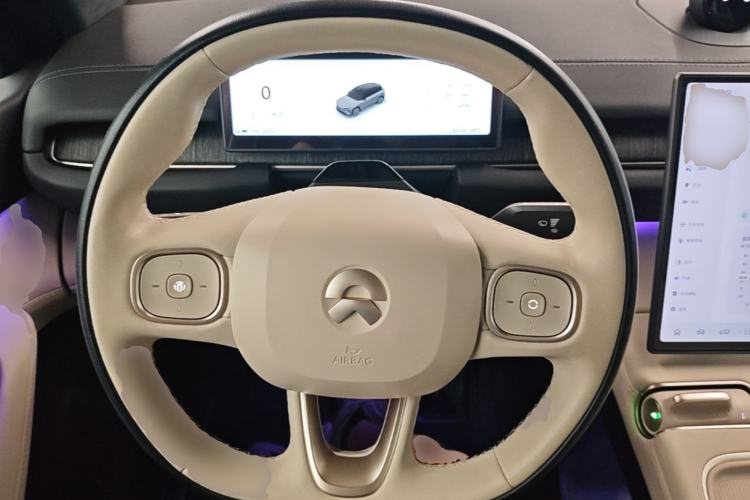 Used Nio ES6 2023 75 kWh Steering Wheel