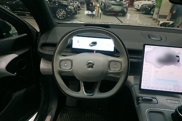 Used Nio ES6 2023 75 kWh Steering Wheel