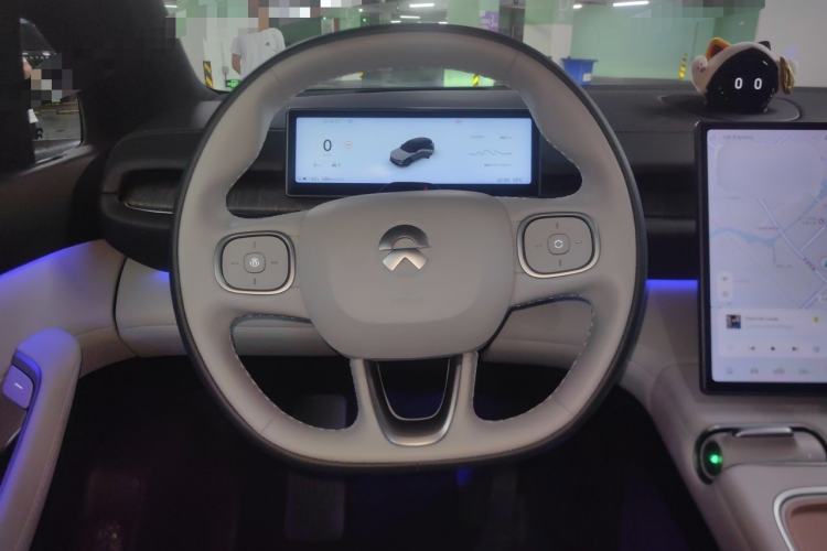Used Nio ES6 2023 75 kWh Steering Wheel