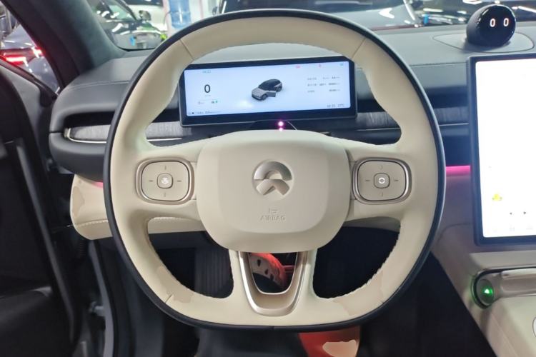 Used Nio ES6 2023 75 kWh Steering Wheel