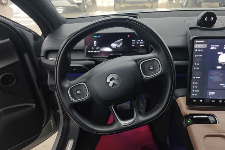 Used Nio ES6 2023 75 kWh Steering Wheel