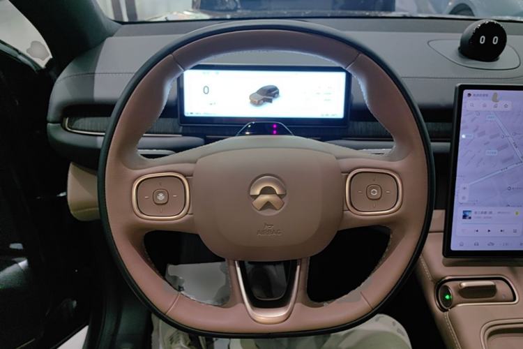 Used Nio ES6 2023 75 kWh Steering Wheel