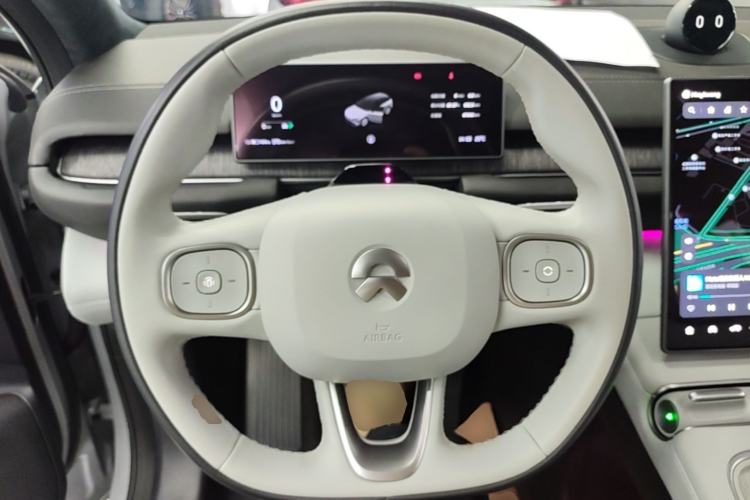 Used Nio ES6 2023 75 kWh Steering Wheel