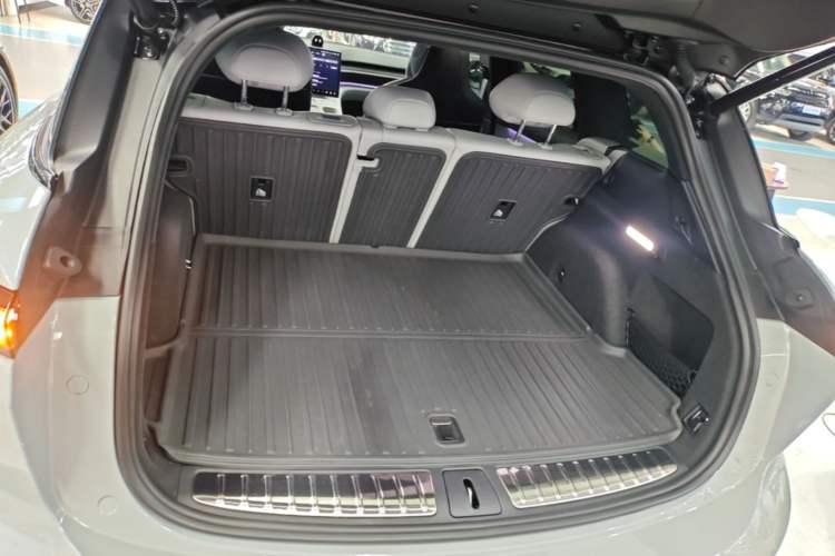 Used Nio ES6 2023 75 kWh Trunk
