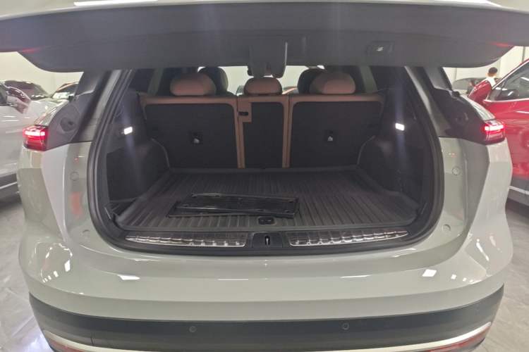 Used Nio ES6 2023 75 kWh Trunk
