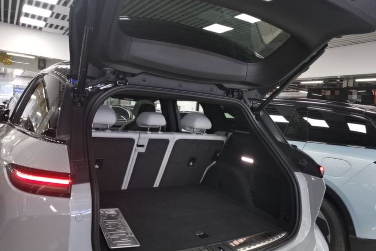 Used Nio ES6 2023 75 kWh Trunk