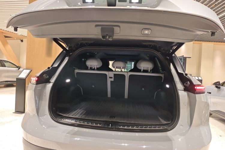 Used Nio ES6 2023 75 kWh Trunk