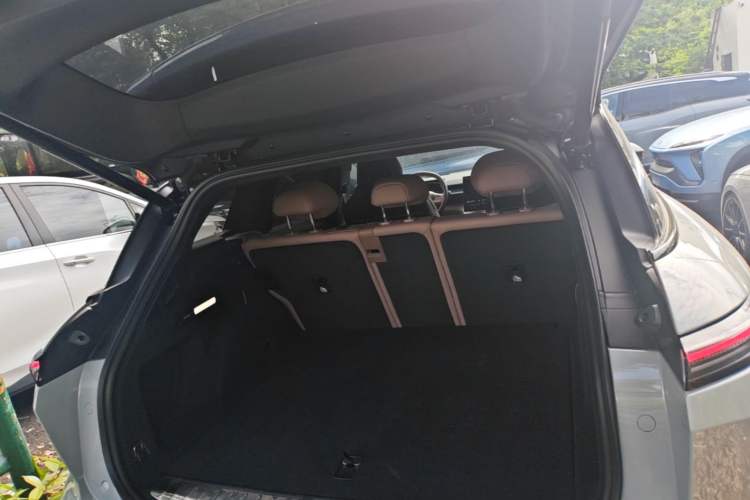 Used Nio ES6 2023 75 kWh Trunk