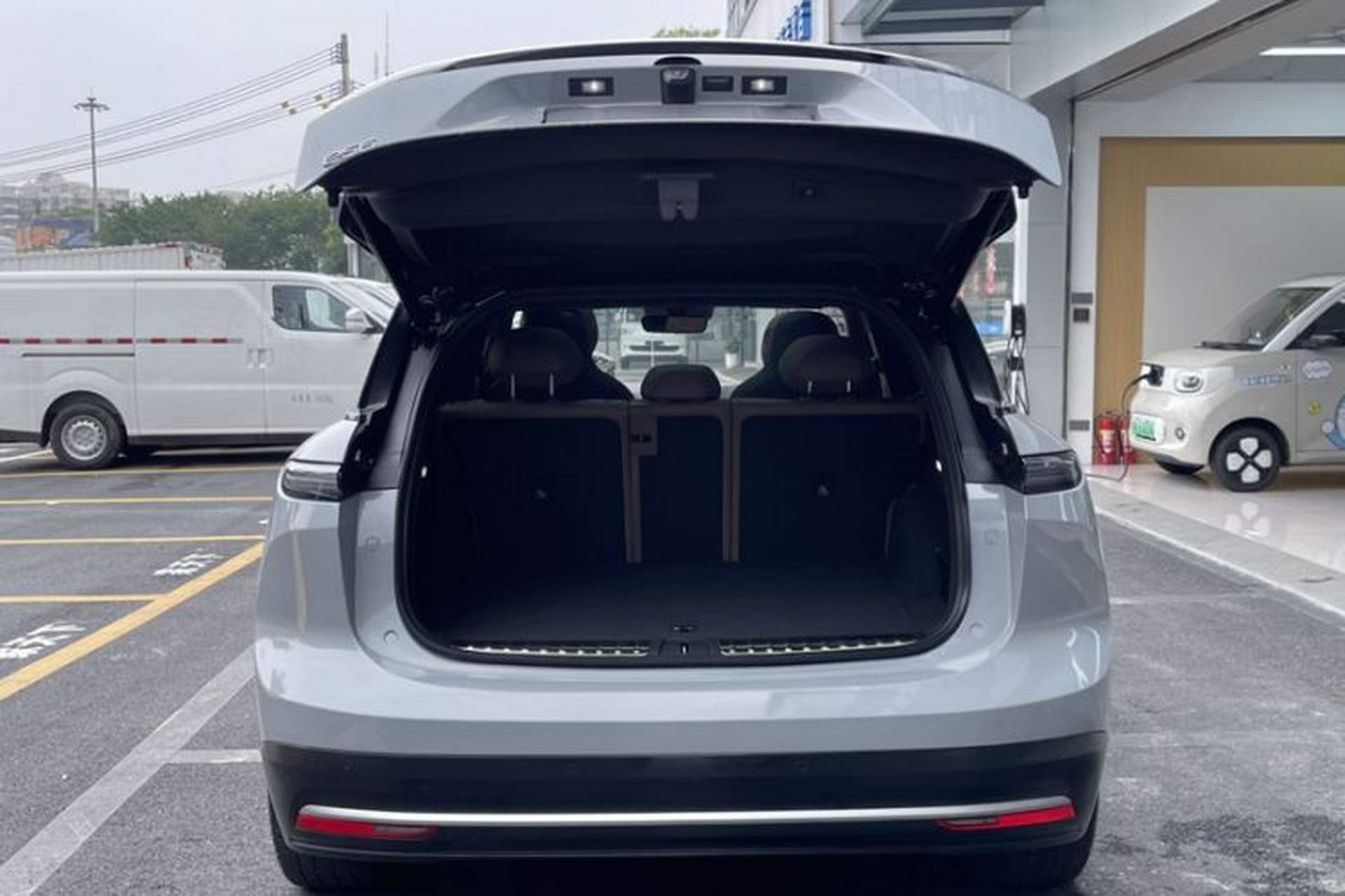 Used Nio ES6 2023 75 kWh Trunk