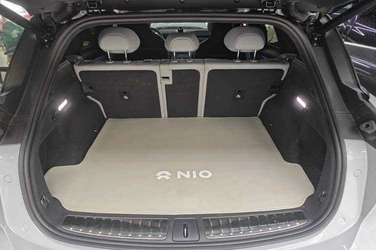 Used Nio ES6 2023 75 kWh Trunk