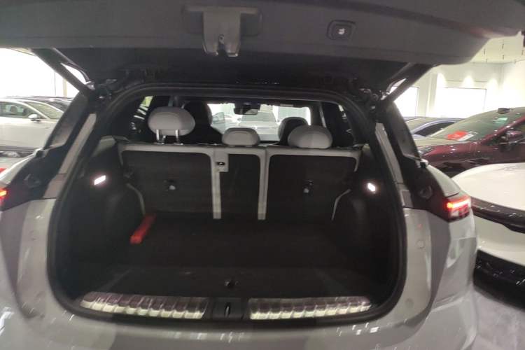 Used Nio ES6 2023 75 kWh Trunk