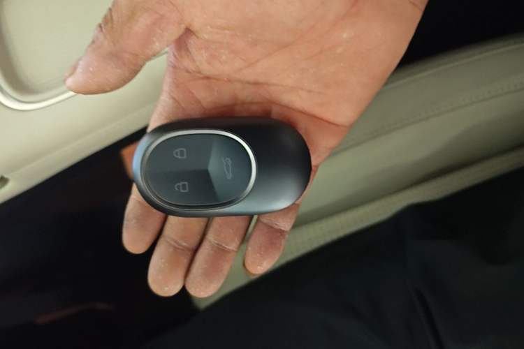 Used Nio ES6 2023 75 kWh Vehicle Key