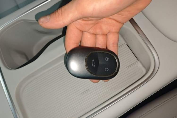 Used Nio ES6 2023 75 kWh Vehicle Key