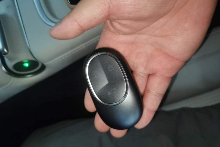 Used Nio ES6 2023 75 kWh Vehicle Key
