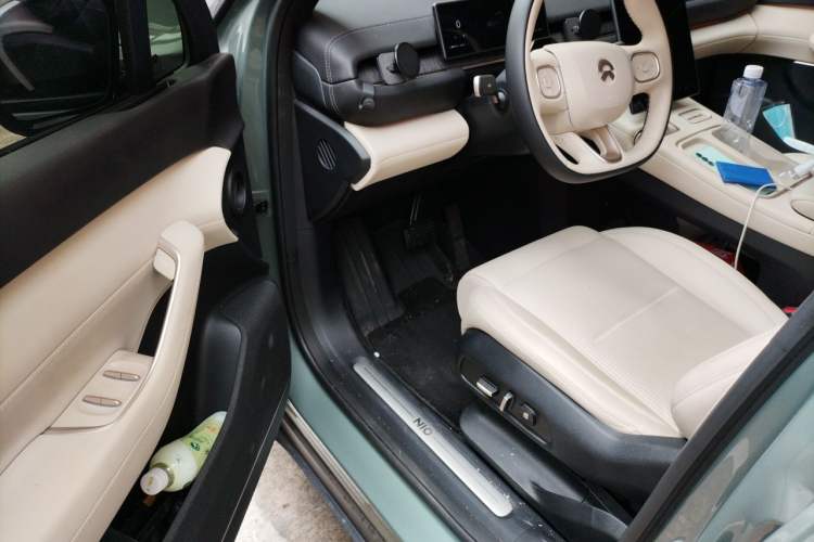 Used Nio ES6 2023 75 kWh Driver Seat