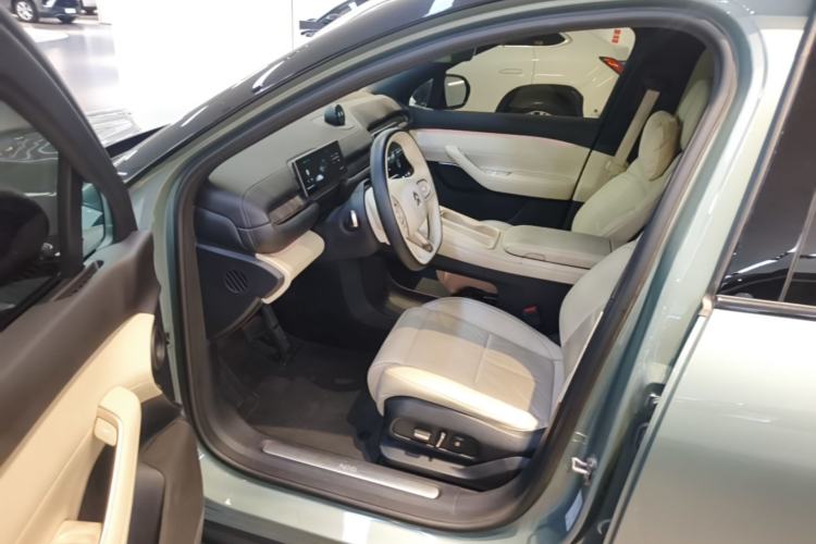 Used Nio ES6 2023 75 kWh Driver Seat