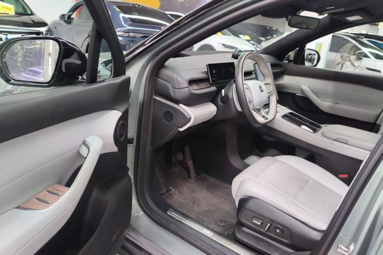 Used Nio ES6 2023 75 kWh Driver Seat