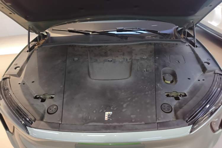 Used Nio ES6 2023 75 kWh Engine Bay