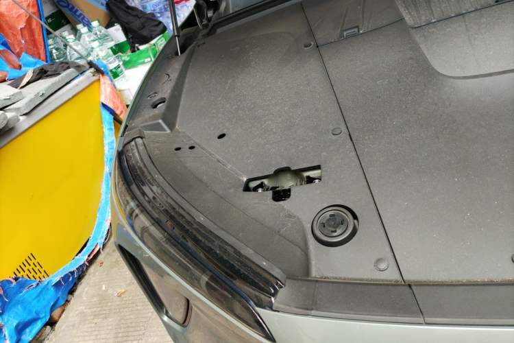 Used Nio ES6 2023 75 kWh Engine Bay Right