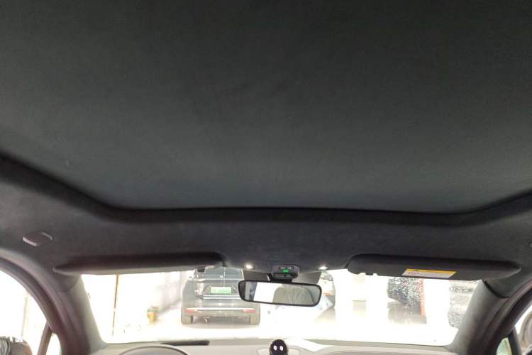 Used Nio ES6 2023 75 kWh Headliner