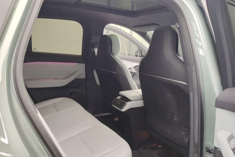Used Nio ES6 2023 75 kWh Interior 7