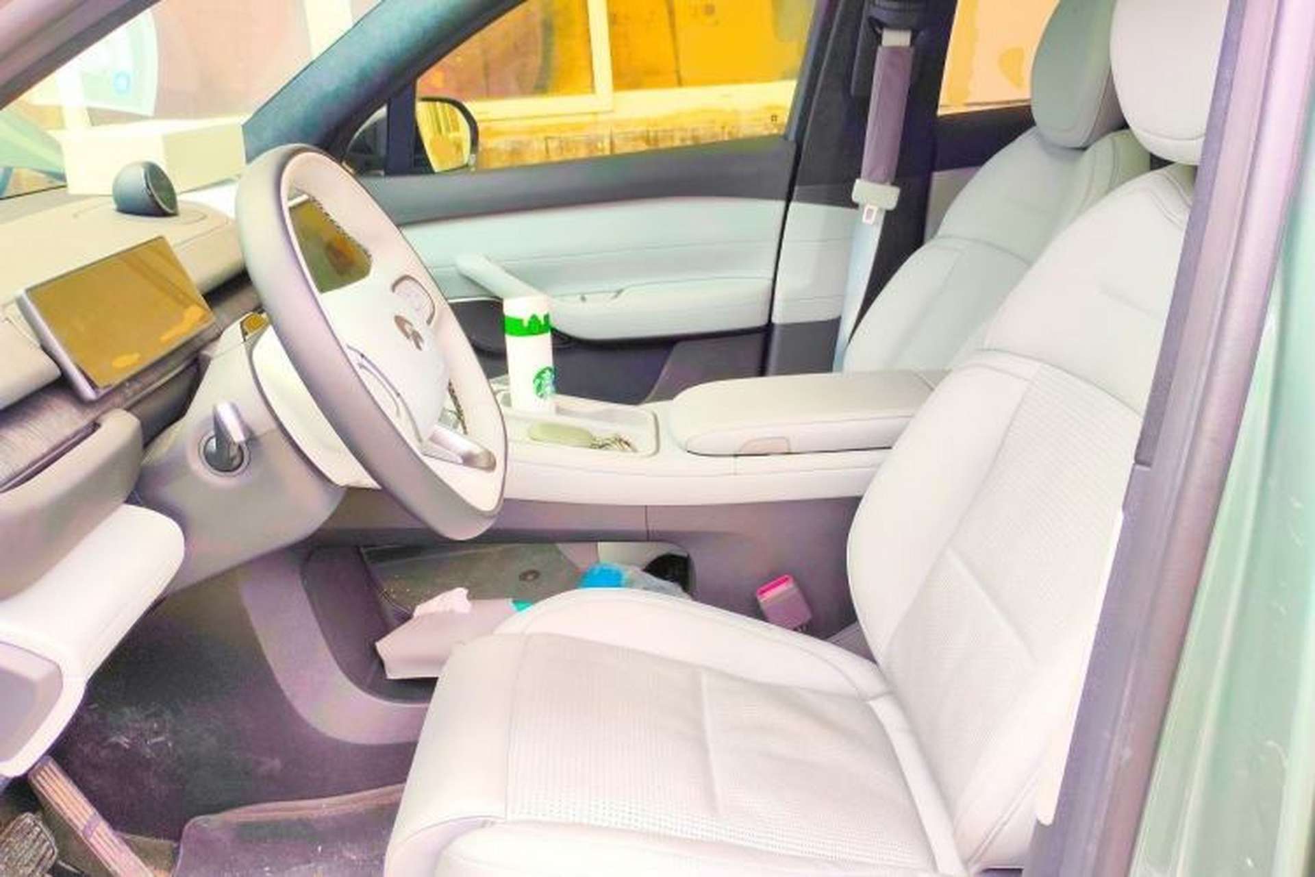 Used Nio ES6 2023 75 kWh Left Front Seat
