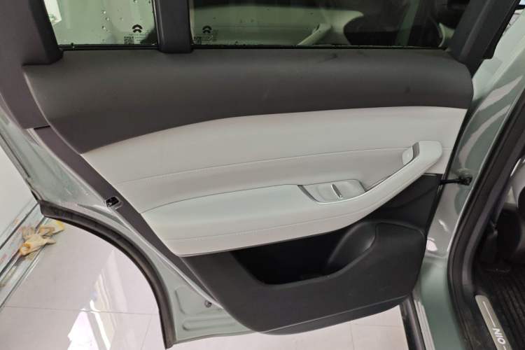Used Nio ES6 2023 75 kWh Left Rear Door Interior