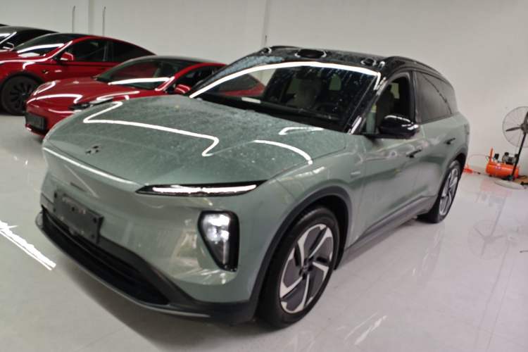 Used Nio ES6 2023 75 kWh Left Side