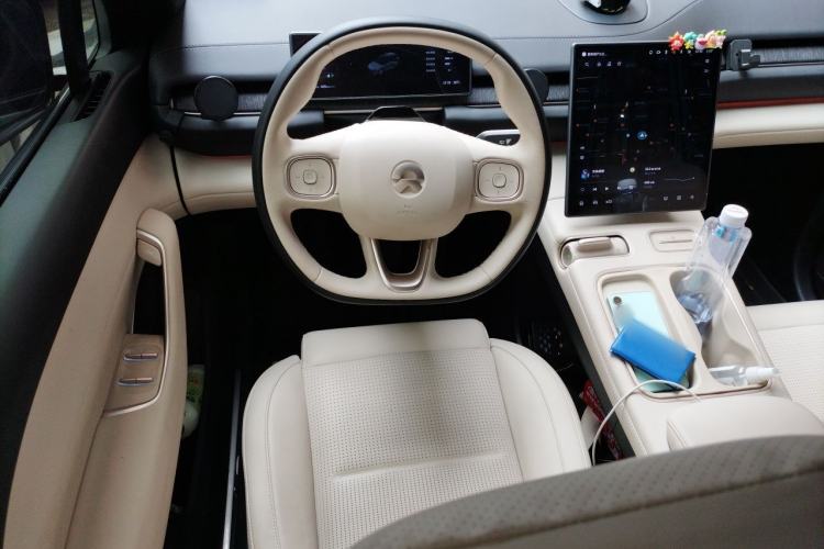 Used Nio ES6 2023 75 kWh Steering Wheel