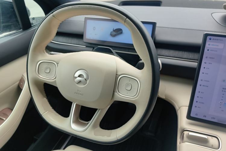 Used Nio ES6 2023 100kWh Steering Wheel