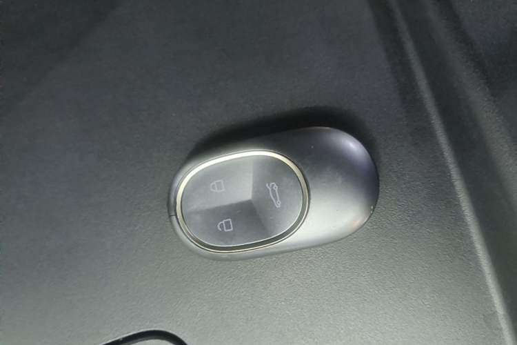 Used Nio ES6 2023 75 kWh Vehicle Key