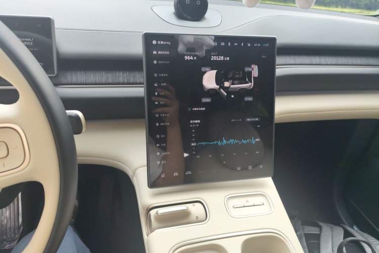 Used Nio ES6 2023 75 kWh Audio And AC Panel