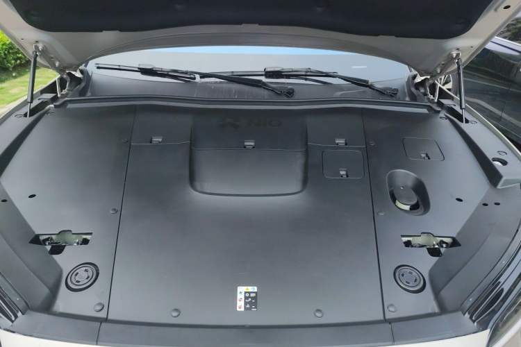 Used Nio ES6 2023 75 kWh Engine Bay
