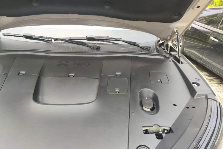 Used Nio ES6 2023 75 kWh Engine Bay Left